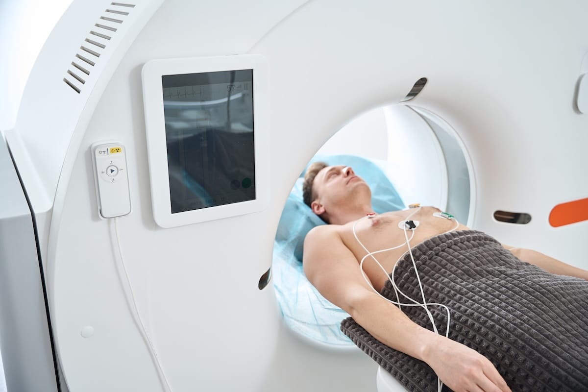 Tomografia computerizată, investigația ce permite stabilirea unui diagnostic precis/ Poate fi scanat întreg organismul 